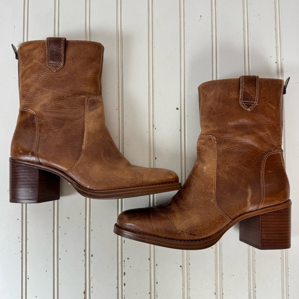 Vince Camuto Zeldina Ankle Bootie Women’s Sz. 7M Caramel Leather‎ Distressed - Picture 6 of 14
